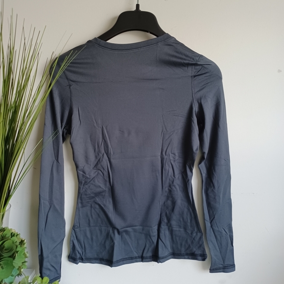 Reebox Ladies Base Layer Crew - Picture 5 of 10